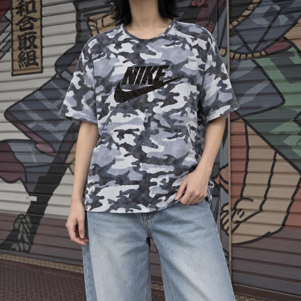 y2k Nike Fit Dry Camo T-shirt Women's Medium Black Grey Camo Activewear